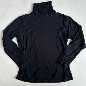 NILS Skiwear Black Baselayer Turtleneck Top